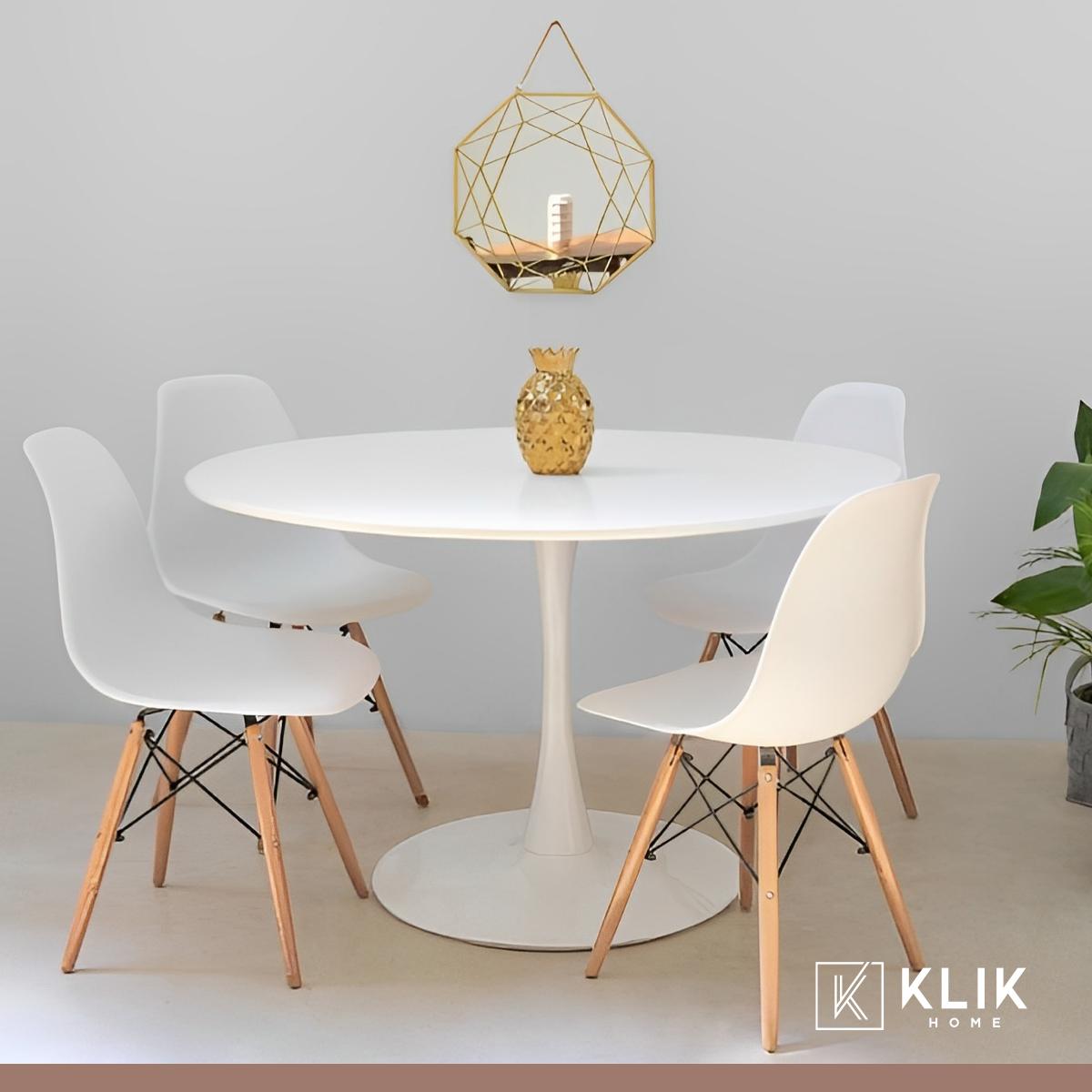Comedor Mesa Tulip Blanca - 4 Sillas Eames Blancas
