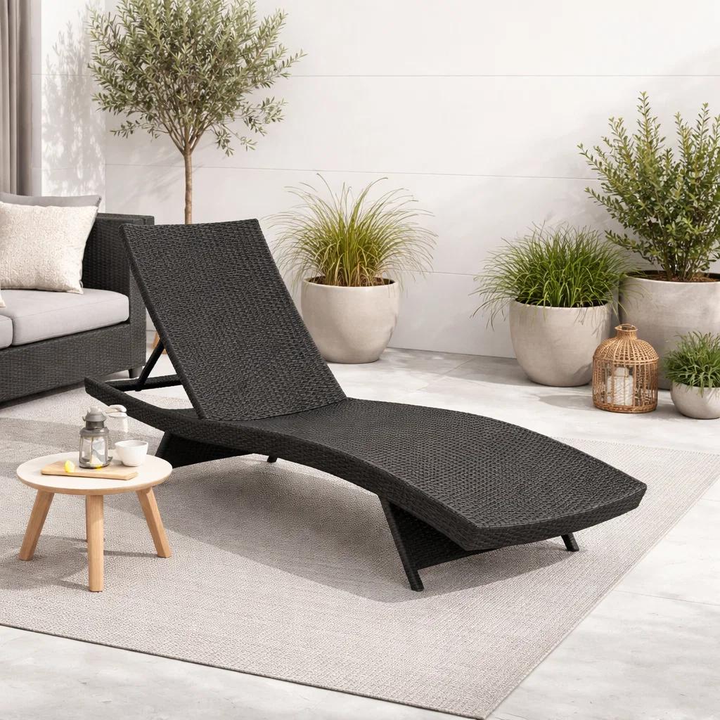 Reposera Moderna para Terraza o Piscina en Ratán