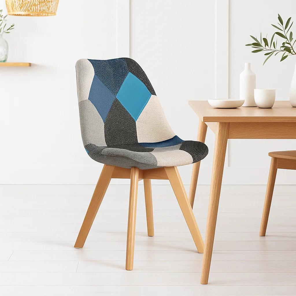 Silla Eames Patchwork Acolchada Tela Wood - Celeste